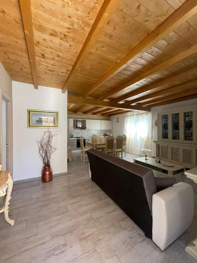 Il Casale Villa Budoni Eksteriør bilde