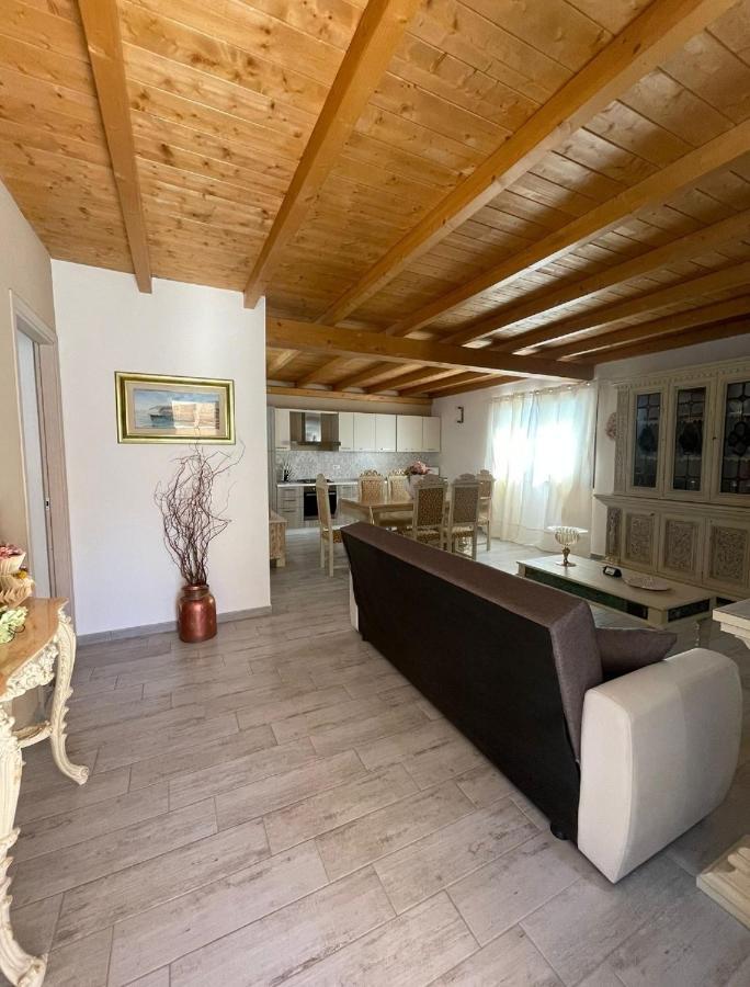 Il Casale Villa Budoni Eksteriør bilde